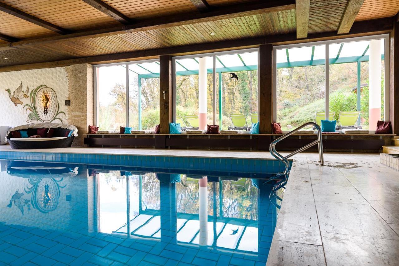 Akzent Waldhotel Rheingau Geisenheim Bagian luar foto