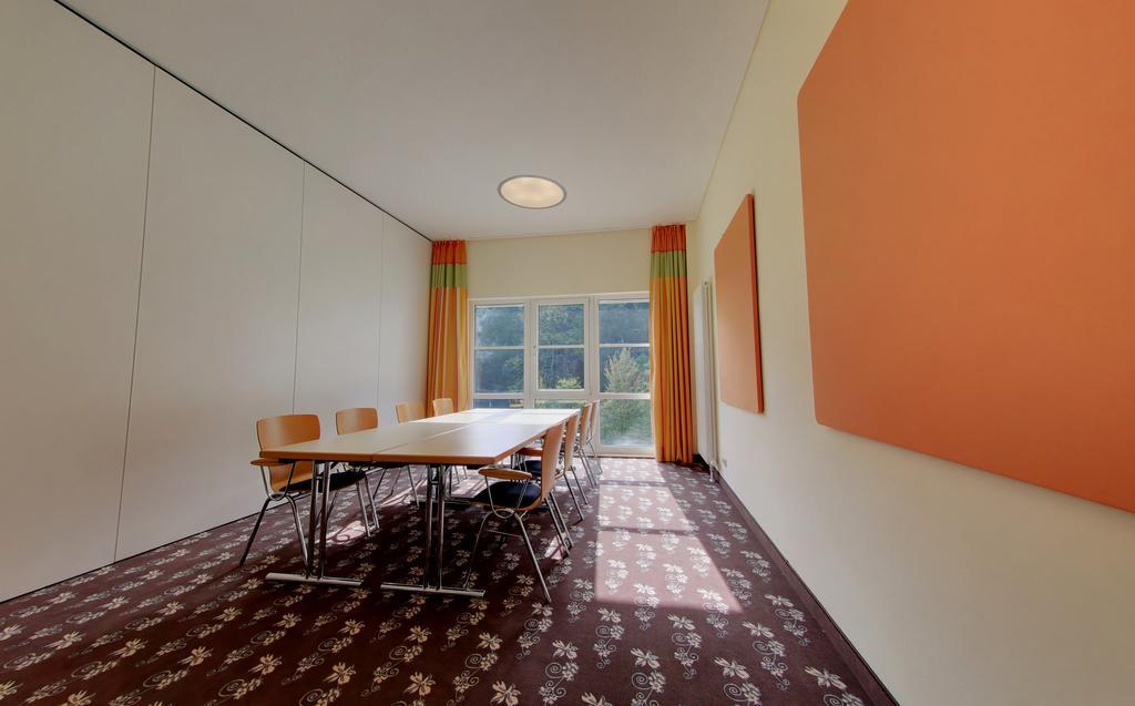 Akzent Waldhotel Rheingau Geisenheim Bagian luar foto