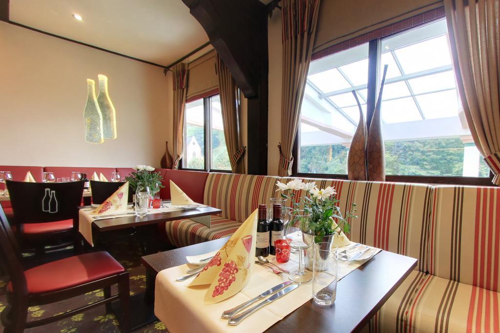Akzent Waldhotel Rheingau Geisenheim Bagian luar foto