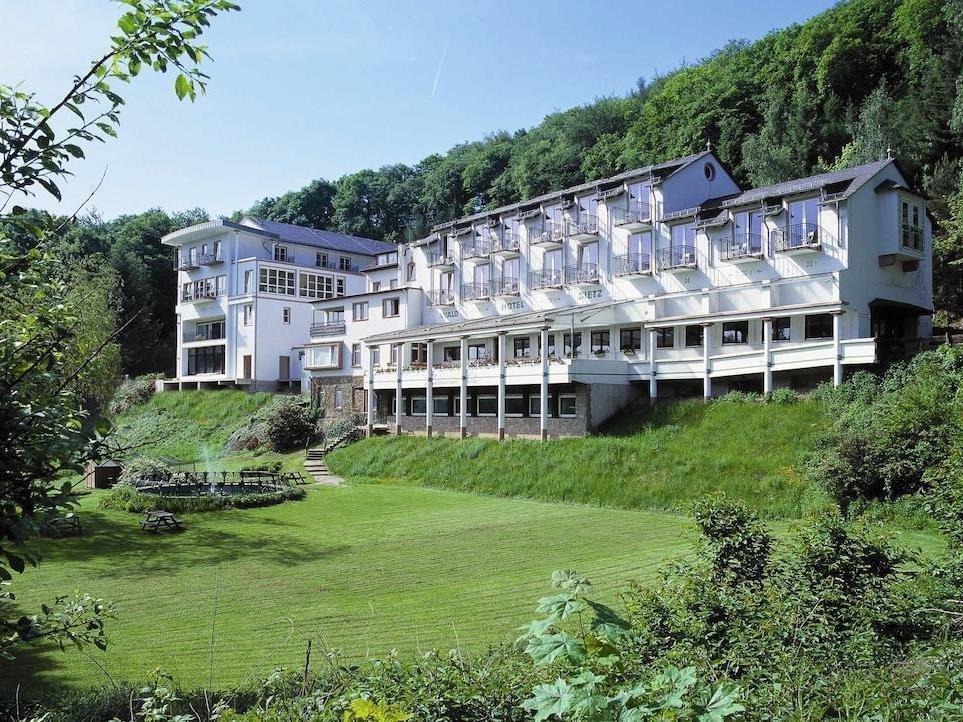 Akzent Waldhotel Rheingau Geisenheim Bagian luar foto