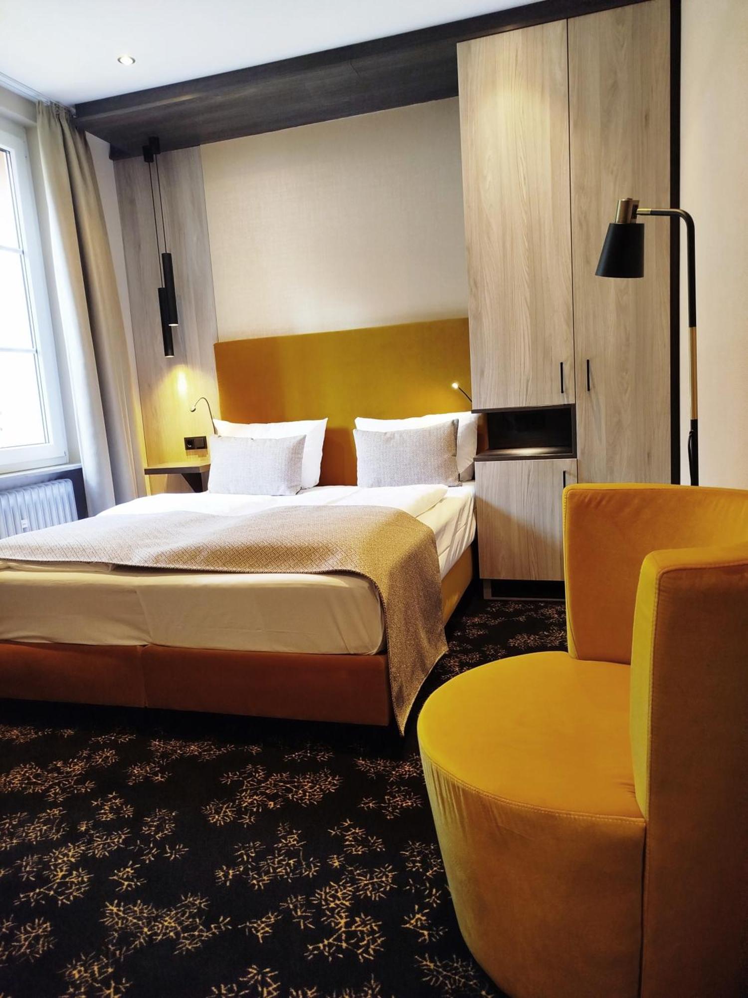 Akzent Waldhotel Rheingau Geisenheim Bagian luar foto